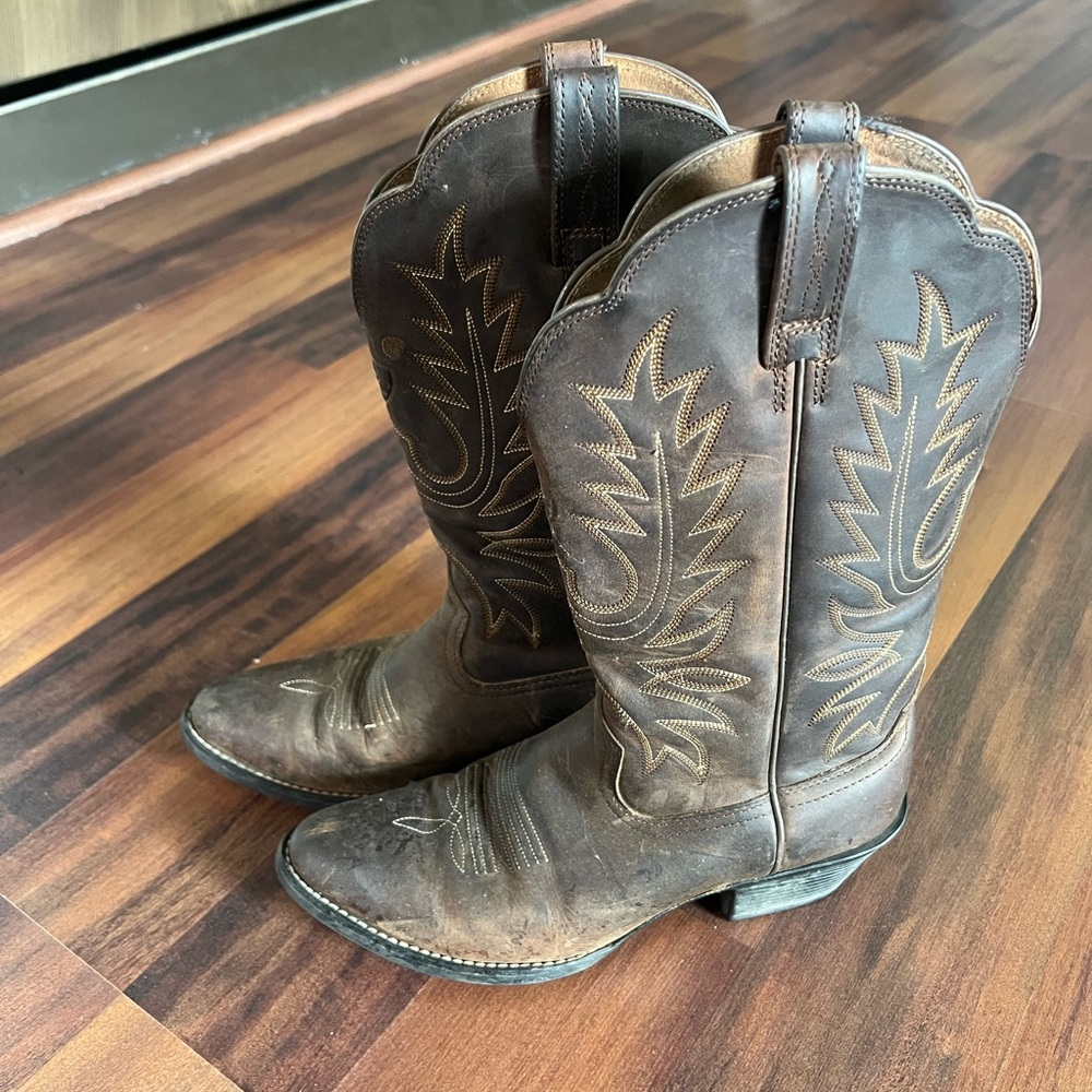 Ariat Heritage R Toe Western Boot